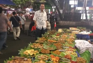 KULINER MALAM DI BLOK M SQUARE