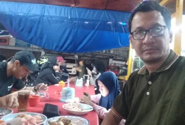 SANTAP MALAM NASI UDUK POPULER DI KAWASAN CIKINI