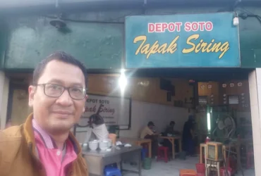 MENIKMATI SOTO MADURA TAPAK SIRING YANG LEGENDARIS DI KOTA SURABAYA